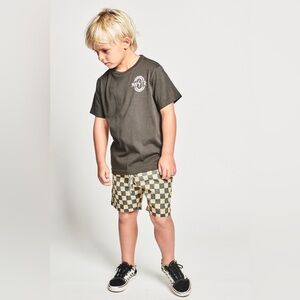 Munster kids Munster Gambit Short in Dijon